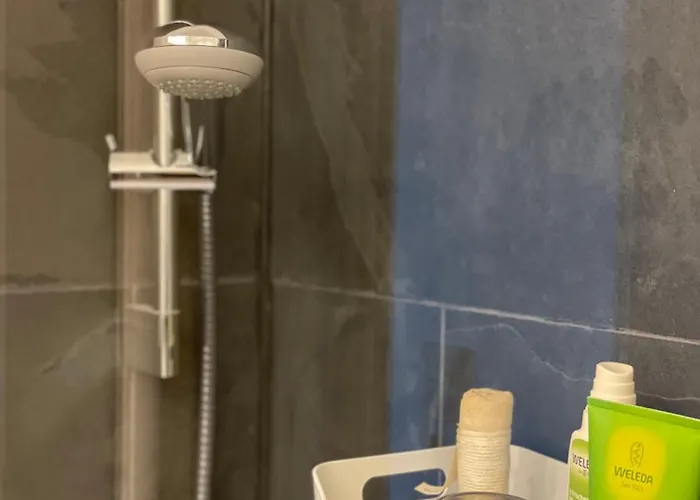 Altstadt-gaestehaus Mit Garten. Und Herz. 巴特克罗伊茨纳赫